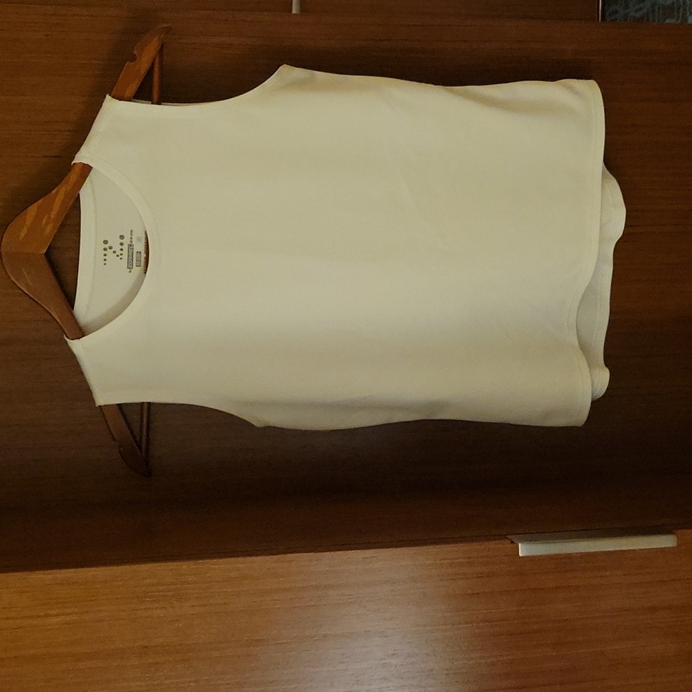 Zorrel Medium workout tank top